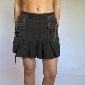 Dā-Nang Green Corduroy Utility Skirt